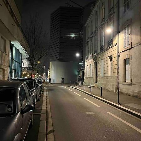 L'Atypique D'Orleans Daire Dış mekan fotoğraf