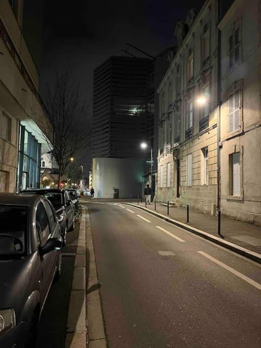 L'Atypique D'Orleans Daire Dış mekan fotoğraf